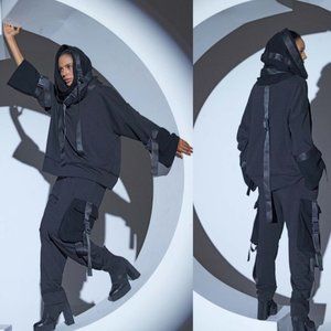 H4 stylish suit brand new.